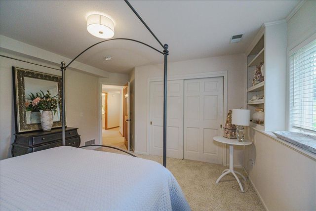 7806 Bush Lake Drive, Bloomington, MN 55438