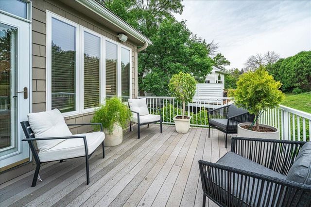 7806 Bush Lake Drive, Bloomington, MN 55438