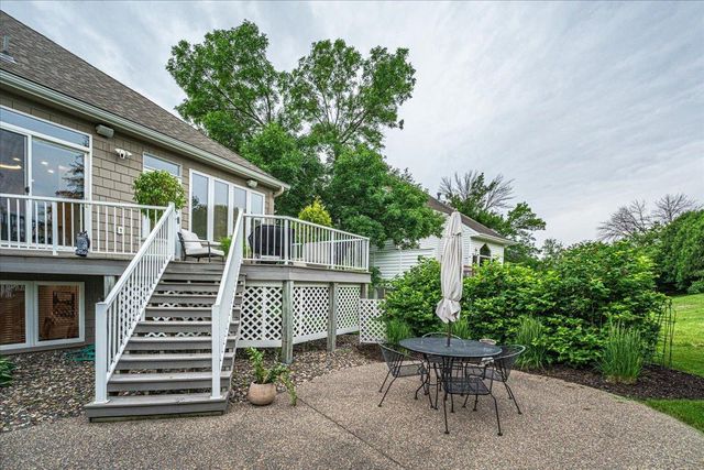 7806 Bush Lake Drive, Bloomington, MN 55438