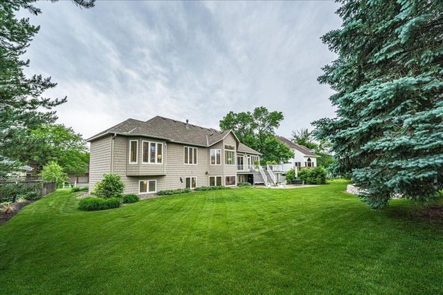 7806 Bush Lake Drive, Bloomington, MN 55438