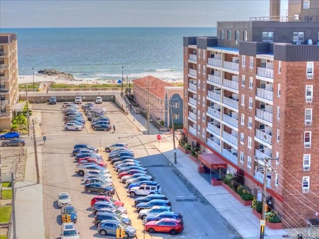 55 Monroe Boulevard 5-R, Long Beach, NY 11561 — photo 2