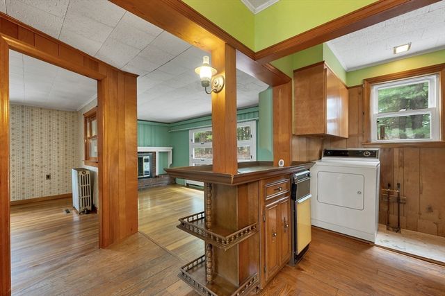 100 West Meadow, Lowell, MA 01854