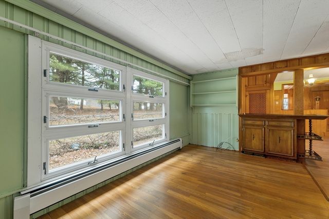 100 West Meadow, Lowell, MA 01854