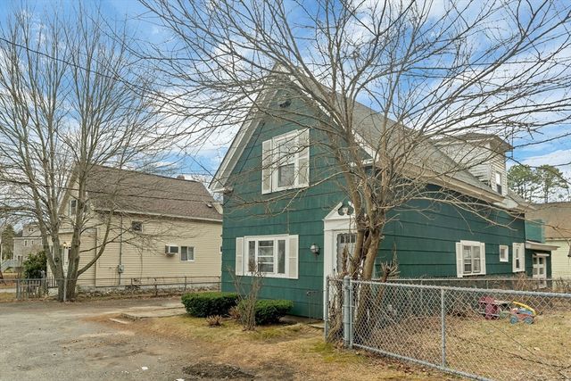 100 West Meadow, Lowell, MA 01854