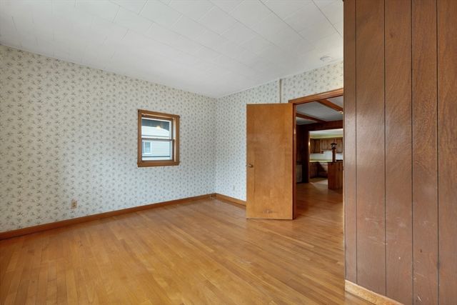 100 West Meadow, Lowell, MA 01854