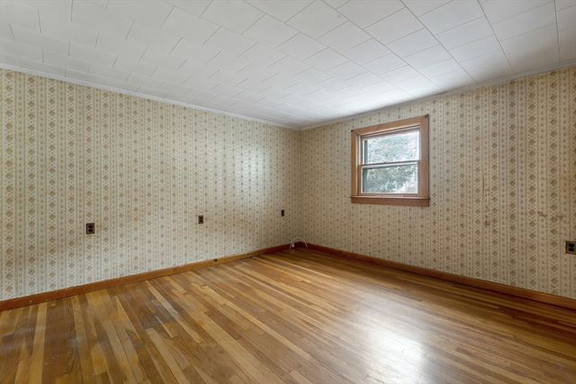 100 West Meadow, Lowell, MA 01854