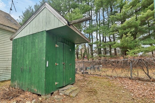 100 West Meadow, Lowell, MA 01854