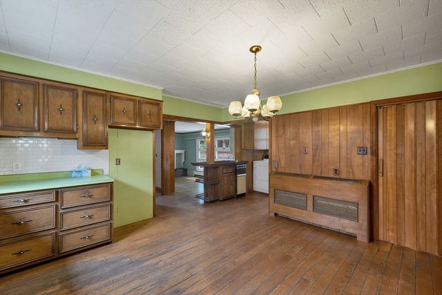 100 West Meadow, Lowell, MA 01854