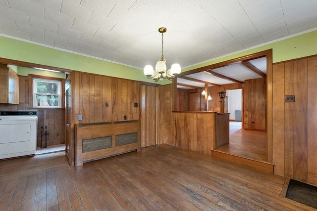 100 West Meadow, Lowell, MA 01854