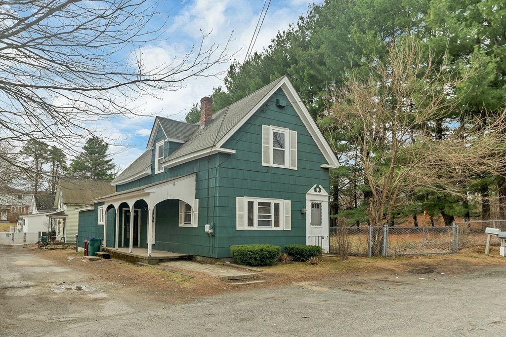 100 West Meadow, Lowell, MA 01854