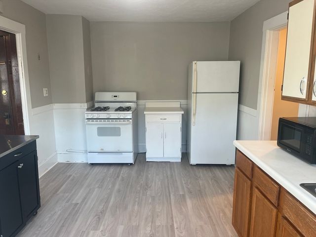 16 Eddy Street 2, Waltham, MA 02453