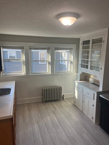 16 Eddy Street 2, Waltham, MA 02453