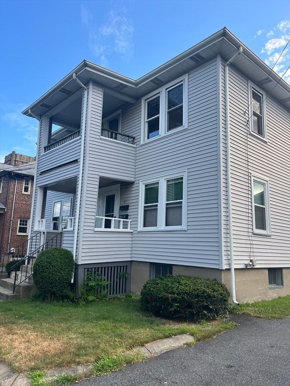 16 Eddy Street 2, Waltham, MA 02453