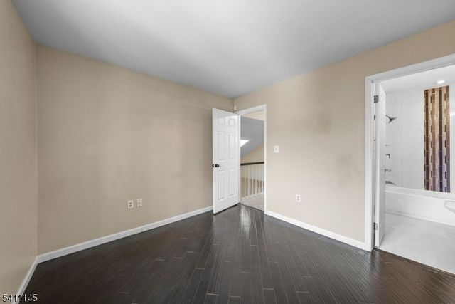 36 Cherrywood Dr, Franklin Twp., NJ 08873