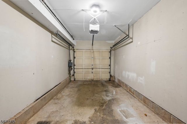 36 Cherrywood Dr, Franklin Twp., NJ 08873