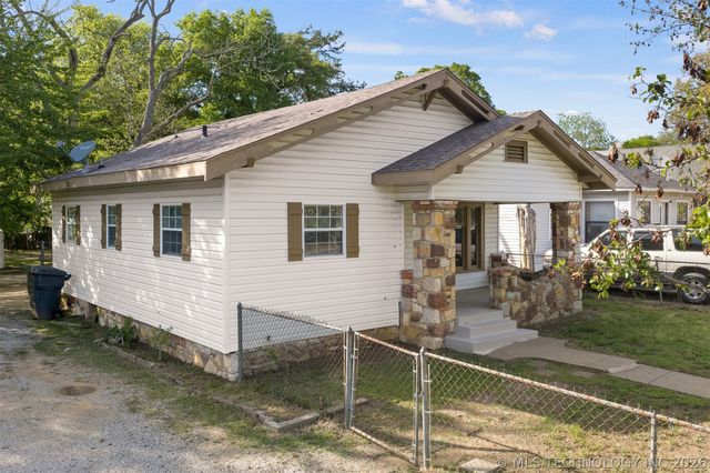 831 C Street SE, Ardmore, OK 73401