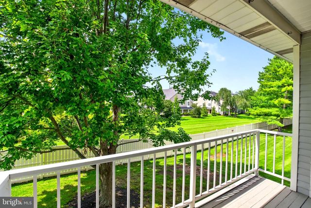 3810B ADELAIDE DR, Mt Laurel, NJ 08054