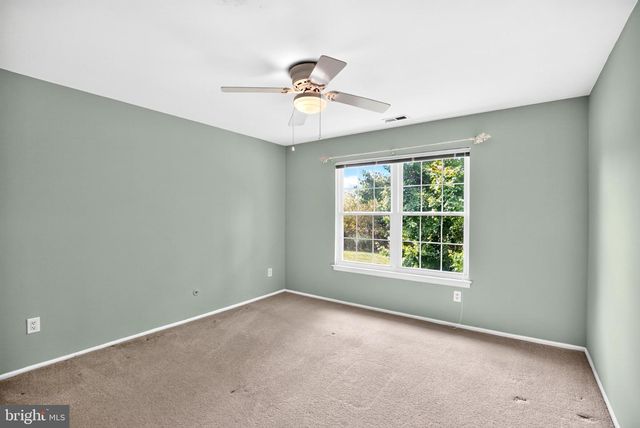 3810B ADELAIDE DR, Mt Laurel, NJ 08054