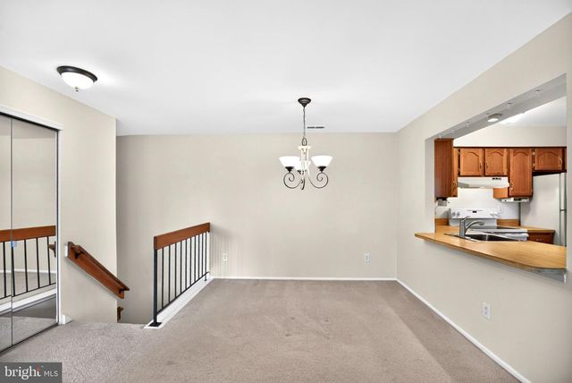 3810B ADELAIDE DR, Mt Laurel, NJ 08054