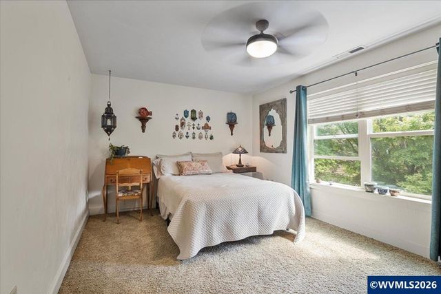 2121 Davis Rd S, Salem, OR 97306