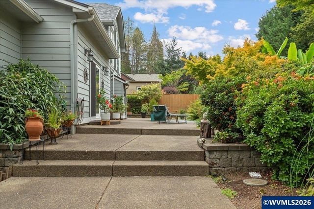 2121 Davis Rd S, Salem, OR 97306