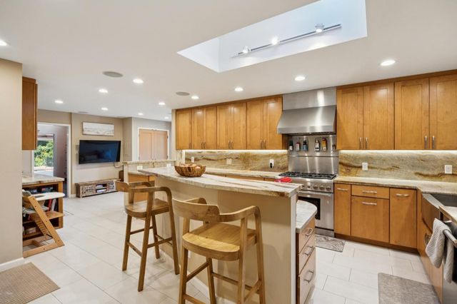120 Gramercy Drive, San Mateo, CA 94402