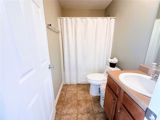 1825 Lily Stem Trail, Auburn, GA 30011