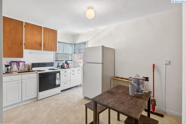 732 NW Ritchie, Pullman, WA 99163