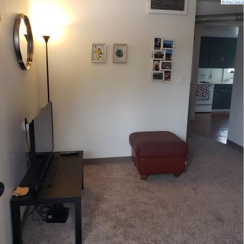 732 NW Ritchie, Pullman, WA 99163