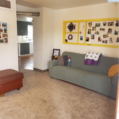 732 NW Ritchie, Pullman, WA 99163