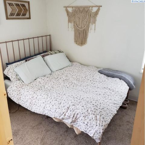 732 NW Ritchie, Pullman, WA 99163