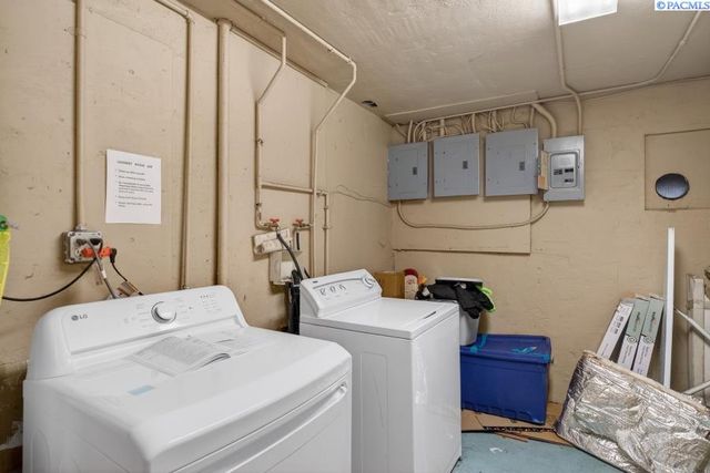 732 NW Ritchie, Pullman, WA 99163