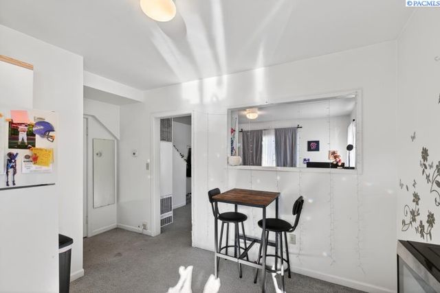 732 NW Ritchie, Pullman, WA 99163