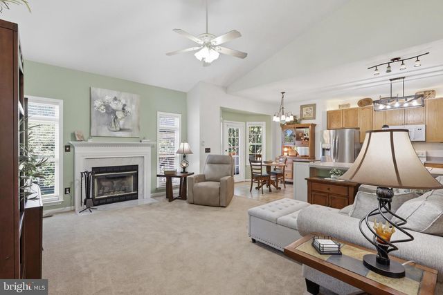 88 CASTLEROCK LN, Martinsburg, WV 25405