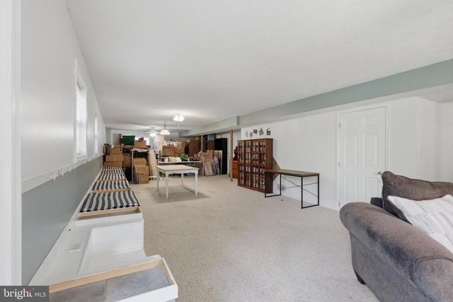 88 CASTLEROCK LN, Martinsburg, WV 25405
