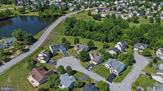 88 CASTLEROCK LN, Martinsburg, WV 25405
