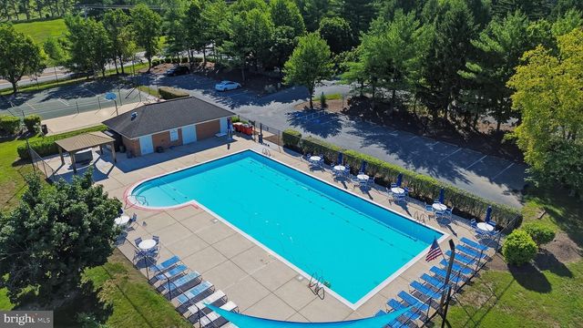 88 CASTLEROCK LN, Martinsburg, WV 25405