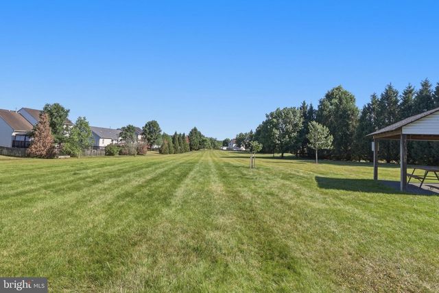 88 CASTLEROCK LN, Martinsburg, WV 25405
