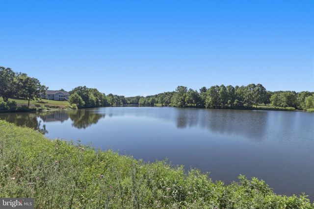 88 CASTLEROCK LN, Martinsburg, WV 25405