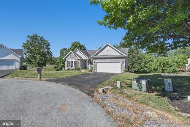 88 CASTLEROCK LN, Martinsburg, WV 25405