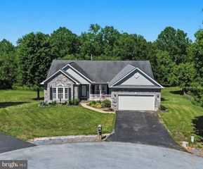 88 CASTLEROCK LN, Martinsburg, WV 25405