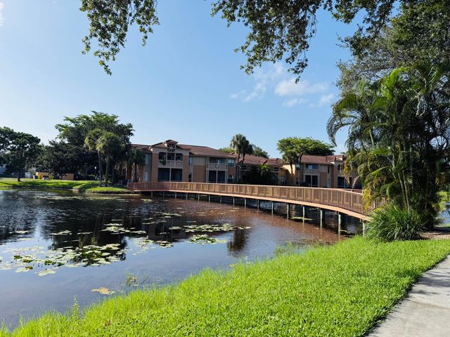 4791 Via Palm Lakes 1706, West Palm Beach, FL 33417