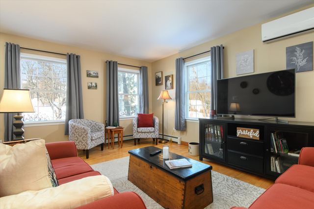 23 Wilsons Woods Road, Brattleboro, VT 05301