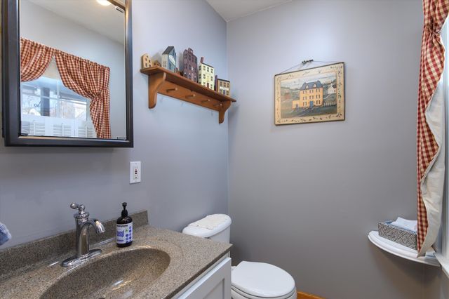 23 Wilsons Woods Road, Brattleboro, VT 05301