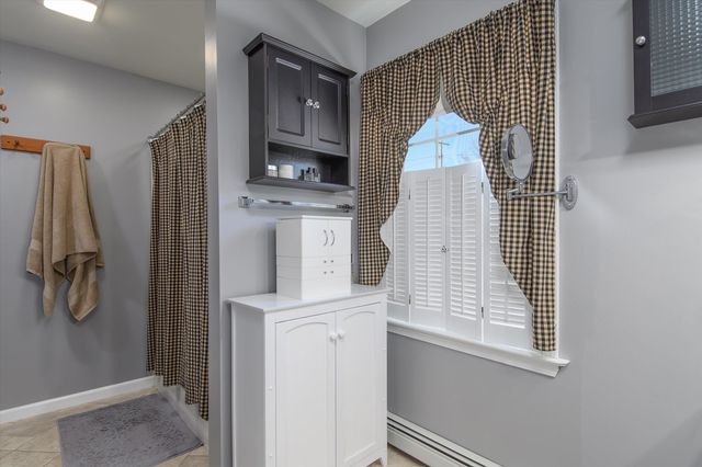 23 Wilsons Woods Road, Brattleboro, VT 05301