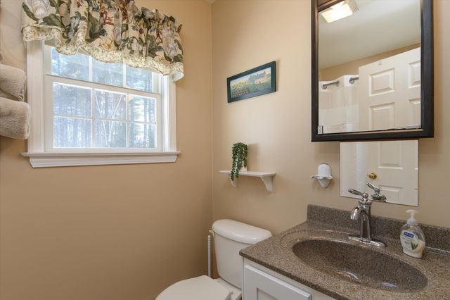 23 Wilsons Woods Road, Brattleboro, VT 05301