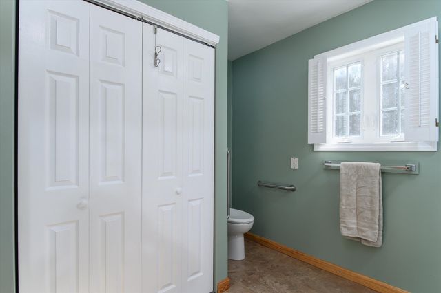 23 Wilsons Woods Road, Brattleboro, VT 05301