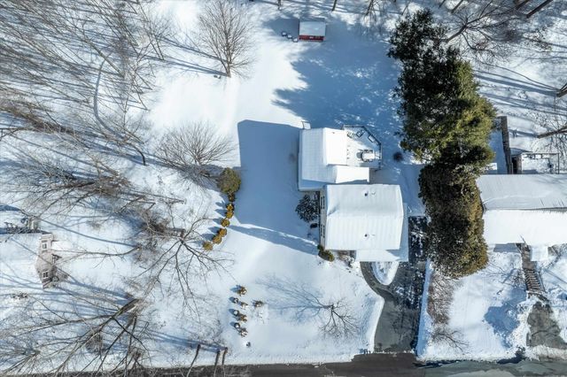 23 Wilsons Woods Road, Brattleboro, VT 05301