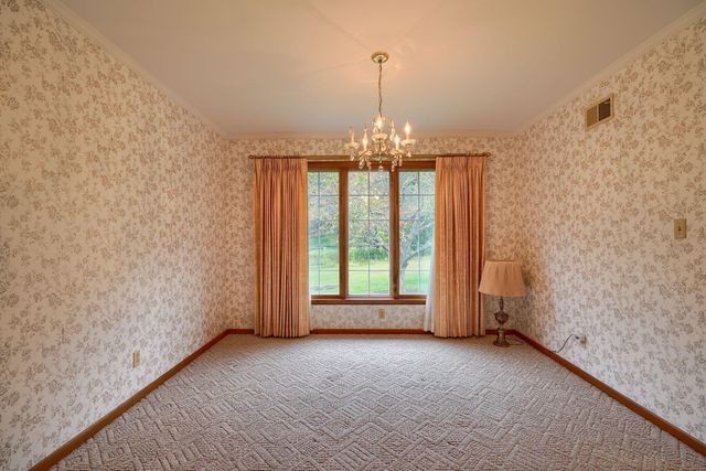 626 Rainbow Drive NW, Lancaster, OH 43130