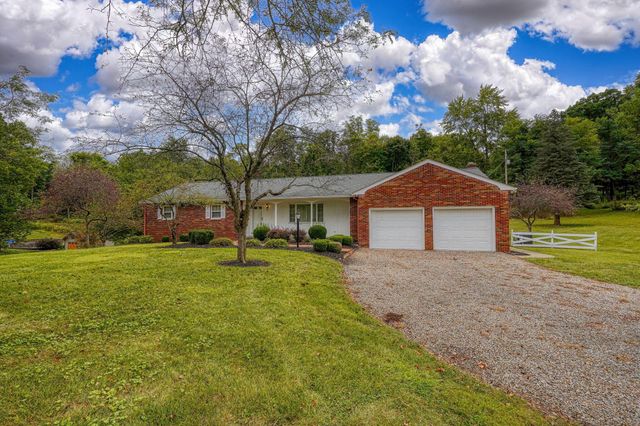 626 Rainbow Drive NW, Lancaster, OH 43130